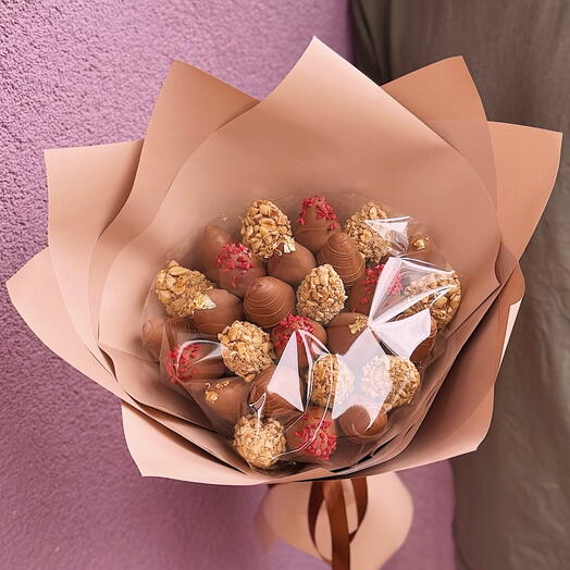 Клубника в шоколаде букет «caramel»