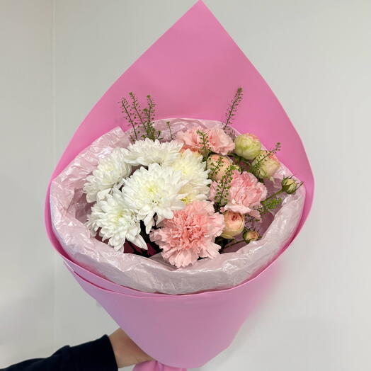 Облако нежности💕из диантусов,хризантемы,кустовой розы