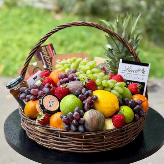 Подарочная корзина Фейерверк вкусов