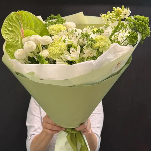 Букет из сезонных цветов 💚
