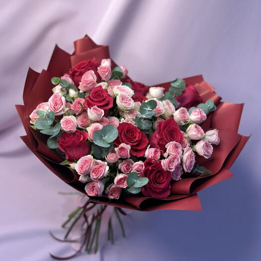 Яркий букет роз🌹