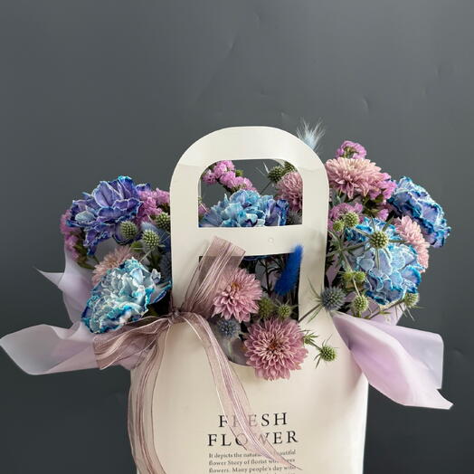 Композиция 30 + подарок от Vivienne Sabo — румяна MACARON