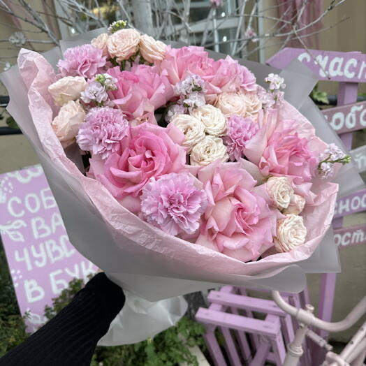 Букет «розовое кружево»