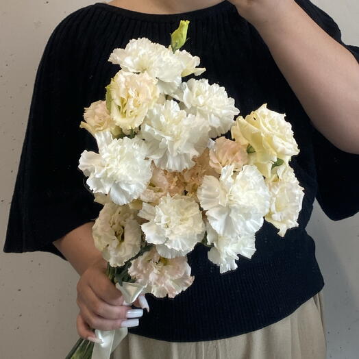 Охапка для дома, интерьера - лизиантус и диантус🌸