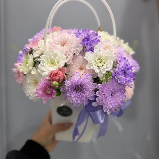 Пышная сумочка ярких хризантем 🌸