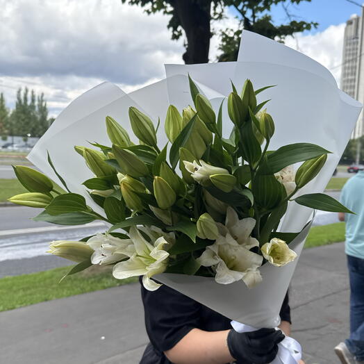 Лилии