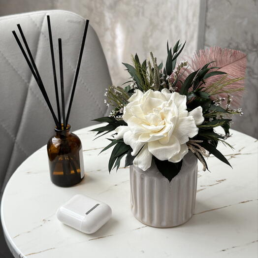 Миниатюрный стабилизированный букетик «Gardenia Ivory»