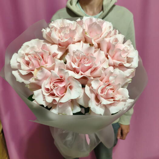 Французские розы 7шт в стильной упаковке