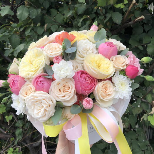 💖Микс из кустовых роз в коробочке Bloom Room