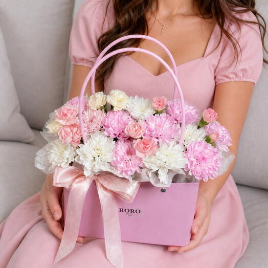Стойкие хризантемы и диантусы в сумке 🌸