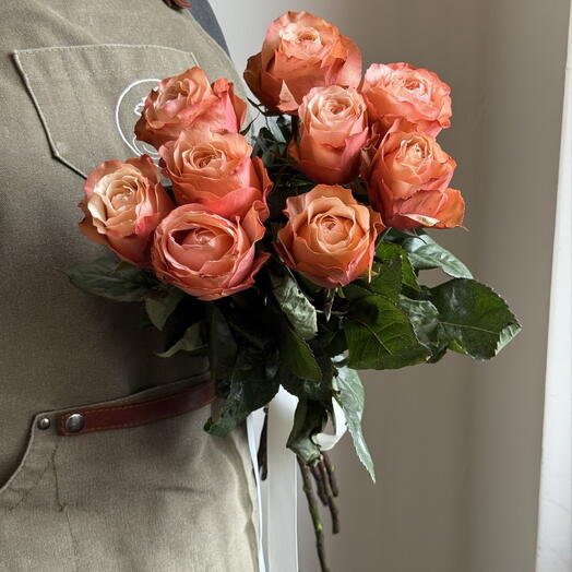 Пионовидные одноголовые розы 🌸