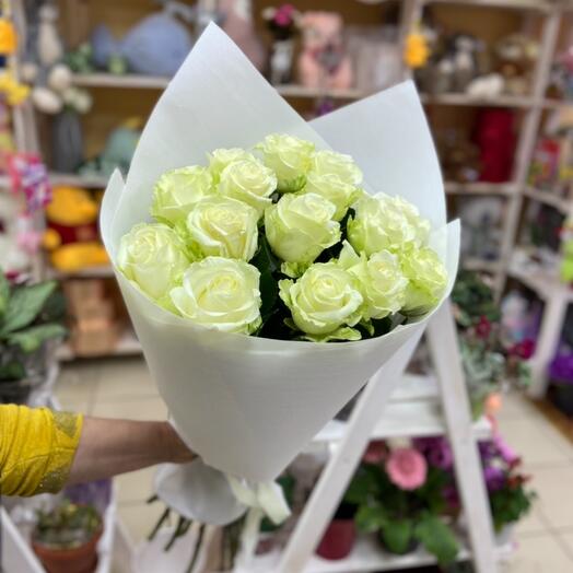 Букет из 15 белых роз
