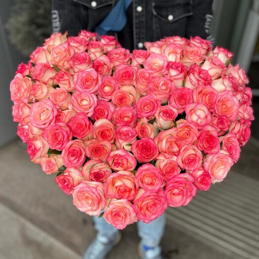 Сердце из роз Джумилия