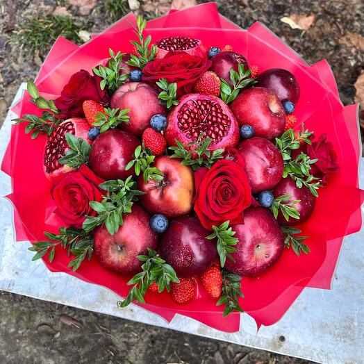 Букет из фруктов, Красный бархат 30см 🍎🍇