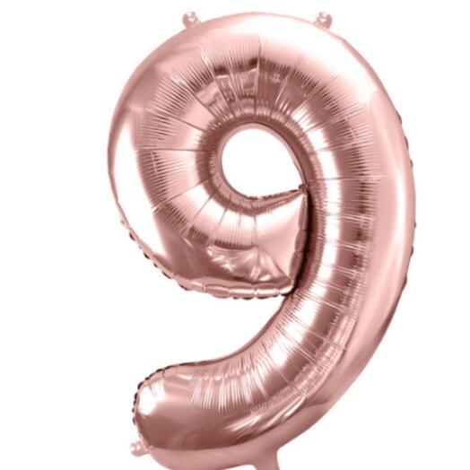 Número " 9 " oro rosa 102cm