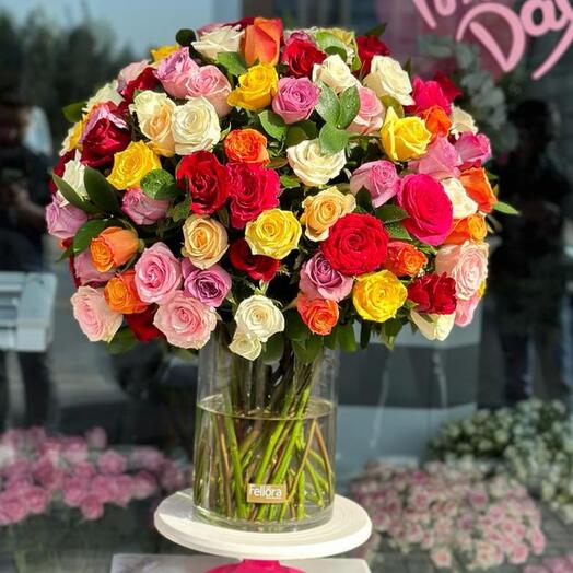 151 Mixed Roses Flower Vase