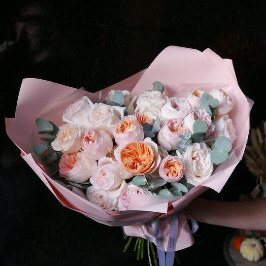 Bouquet of 25 peony-shaped roses