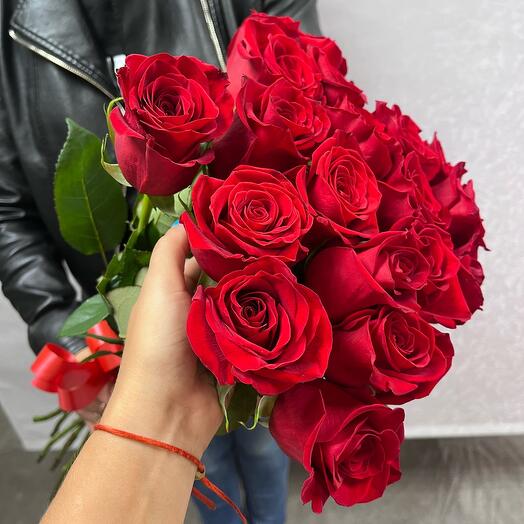 19 роз 70 см Эквадор