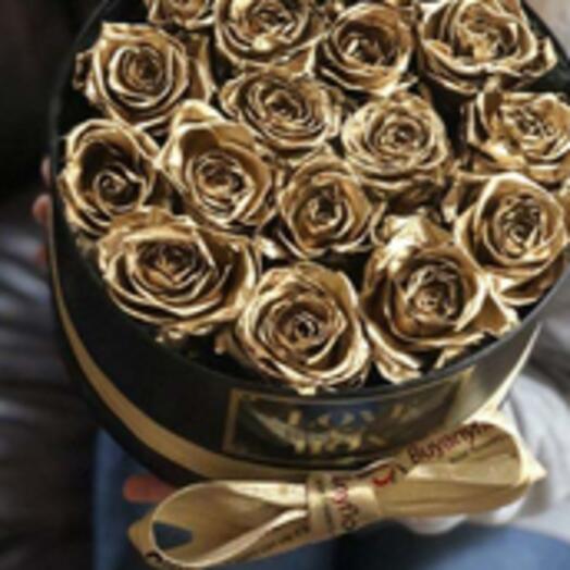 Royal Gleaming Golden Roses Flower Hatbox