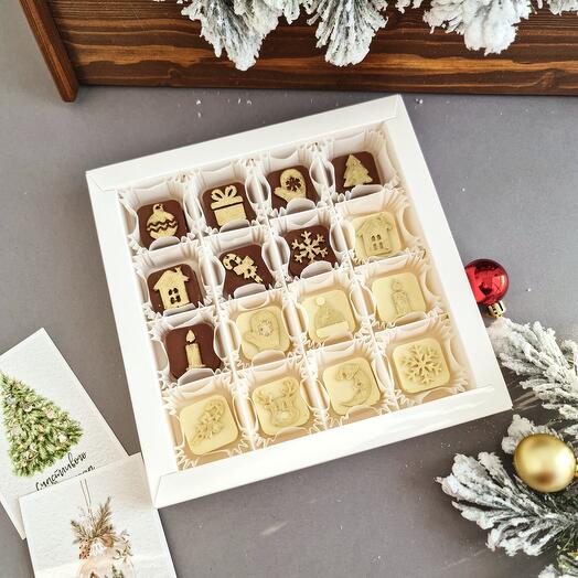 Подарочный Адвент календарь из белого и молочного шоколада