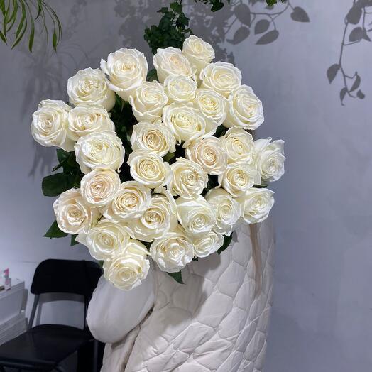 White roses Ecuador 70cm