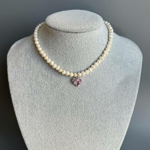 Natural pearl necklace with pink heart pendant