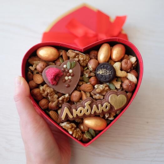 Nutty heart "I love"