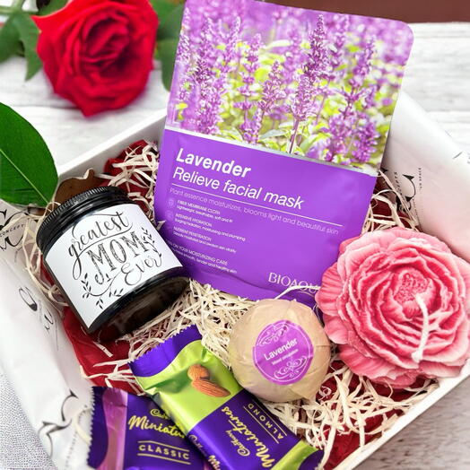 Mothers Day Gift Set - Candles and Spa Treatment Package