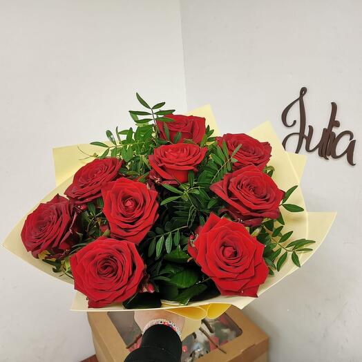 Rosas rojas Naomi 9