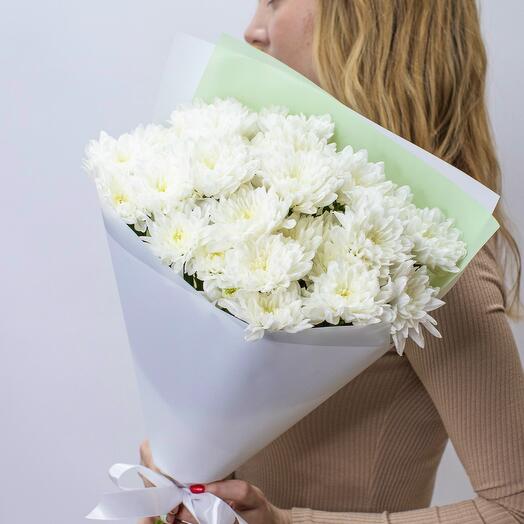 Bouquet of snow-white Chrysanthemums 5 pcs