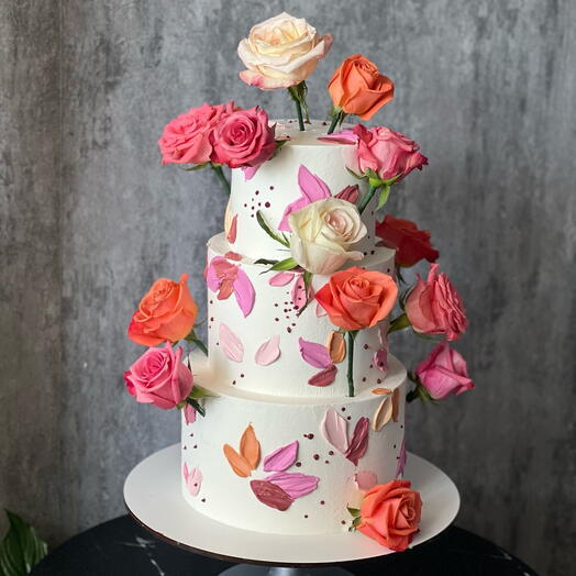 Свадебный торт с розами