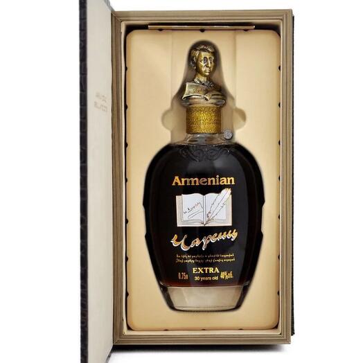 Коньяк "Чаренц Экстра" 0.75л