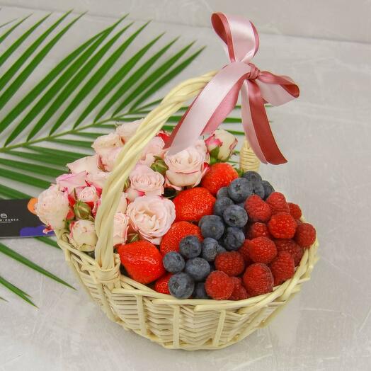 Berry Complement S basket