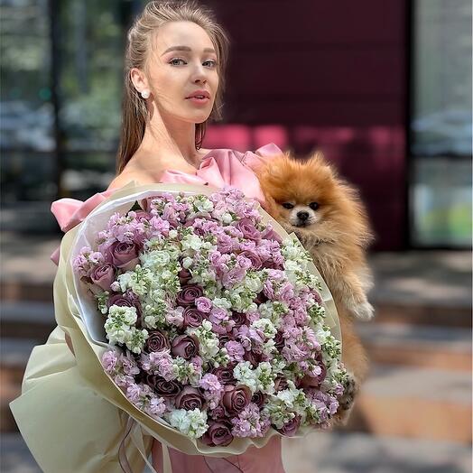 Пышный букет символ изобилия