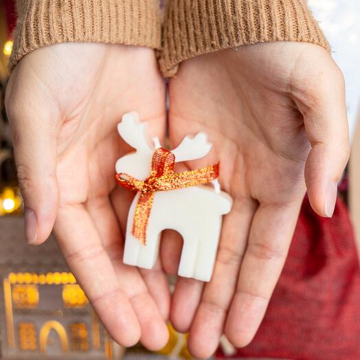 Свеча интерьерная новогодняя олень