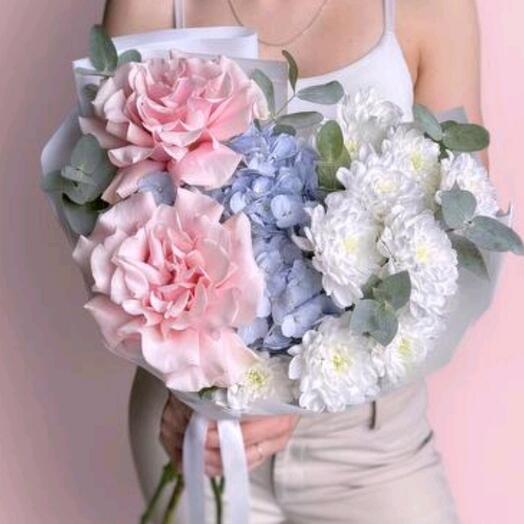 Hydrangea, French rose, bush chrysanthemum