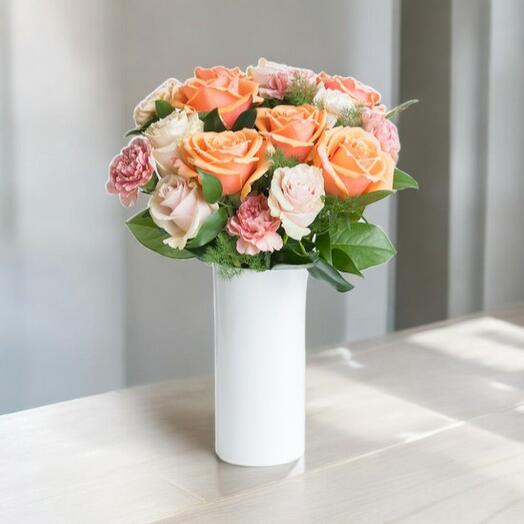 Bouquet de Rosas Pink Mondial, Lolita y Claveles Elegantes