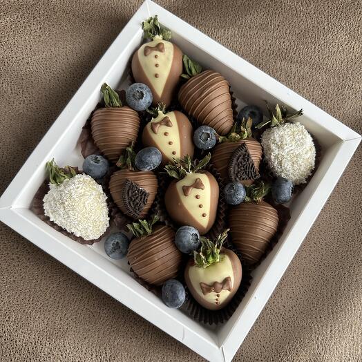 Клубника в шоколаде «Джентельмен»