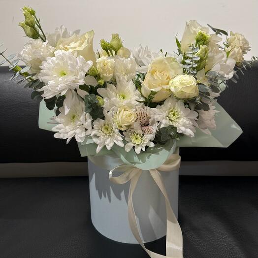 Flores en Caja ángel Blanco