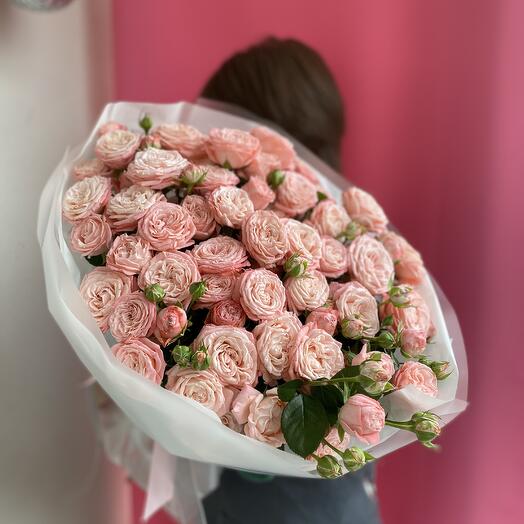 Моно пионовидных кустовых роз 17шт