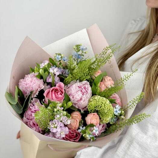 Summer Bright – Colorful Seasonal Bouquet
