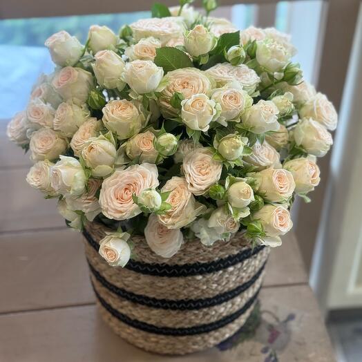Корзина с цветами 💐💐💐