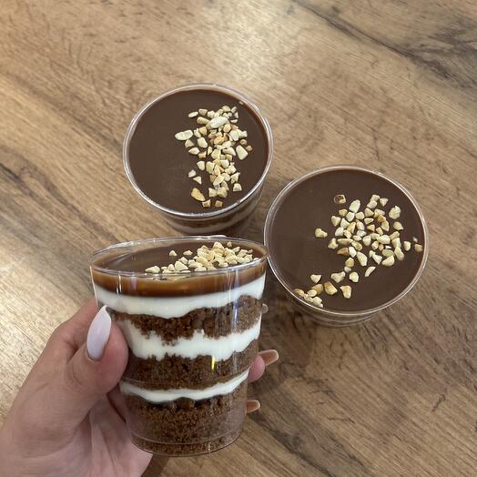 Вкусная сладость комплимент трайфл