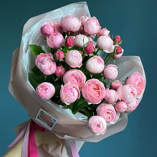 Моно букет кустовые розы пион 7шт