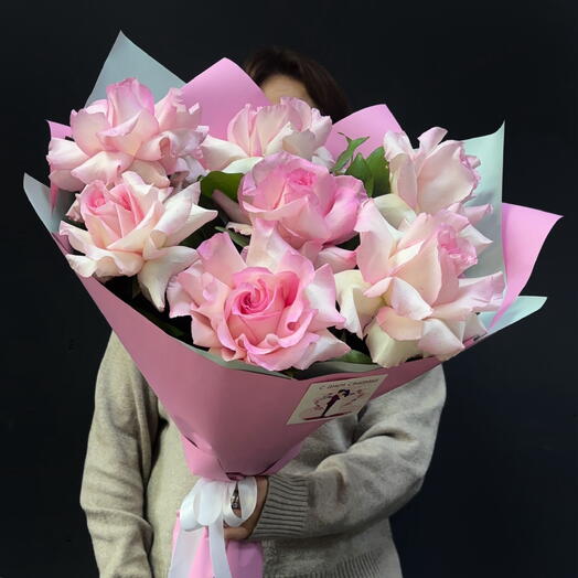Delicate French roses