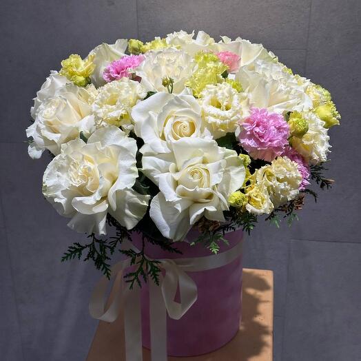 Цветы в коробке🌸🌸🌸