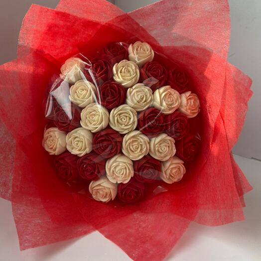 31 роза букетик