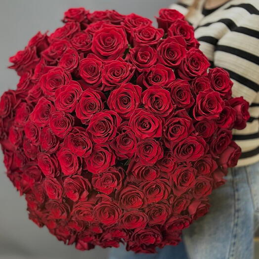 Монобукет из 101 розы