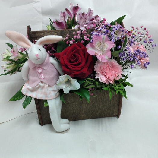 Композиция в ящике