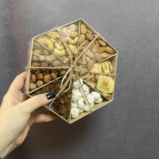 Набор из Орехов и сухофруктов 🌰🥜